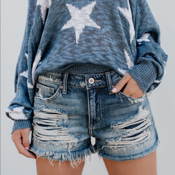 1 LEFT‼️ Quincy Distressed Shorts - Picture 6 of 8